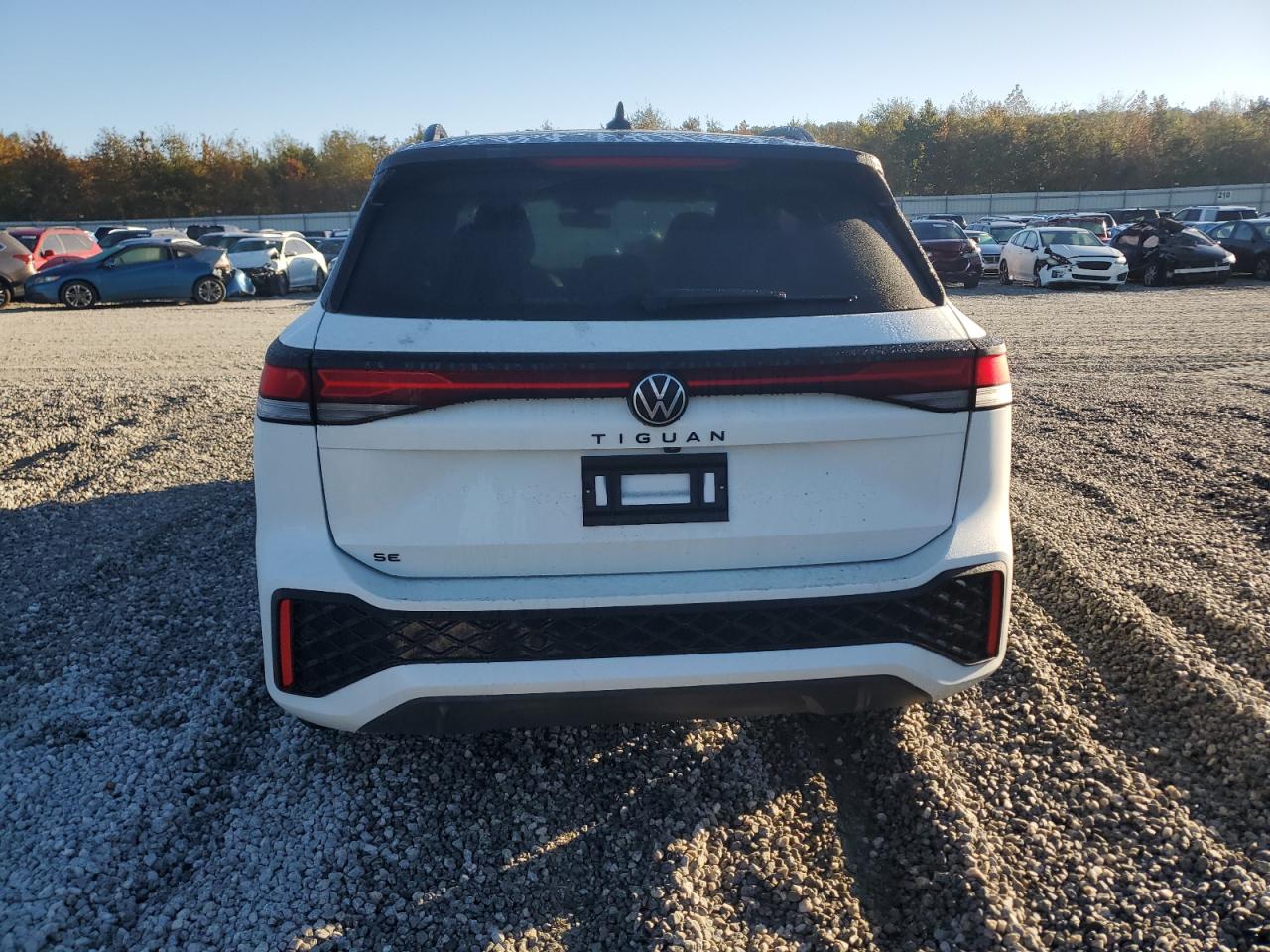 Volkswagen Tiguan Se R-line Black Image 4