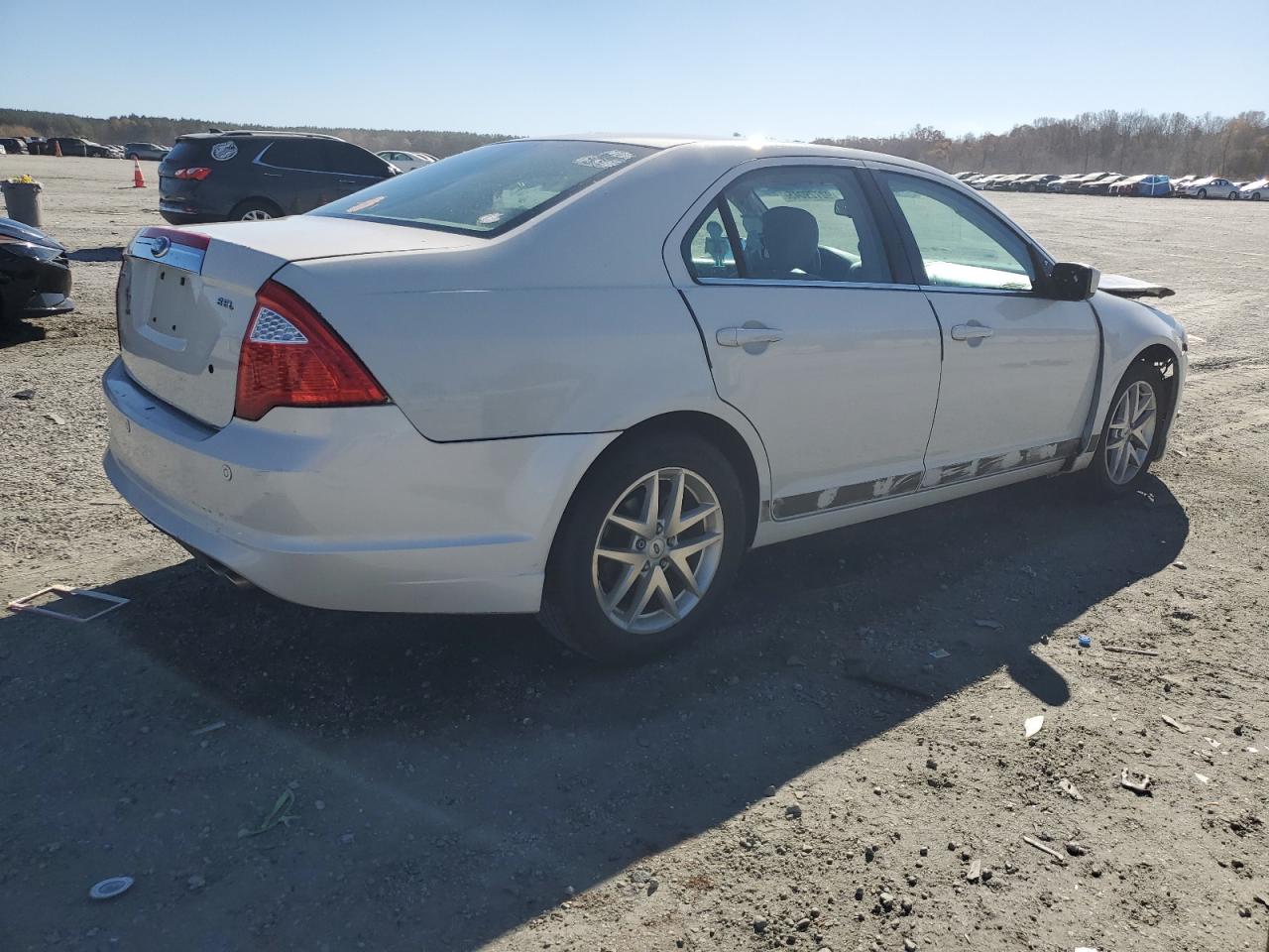 Ford Fusion Sel Image 6