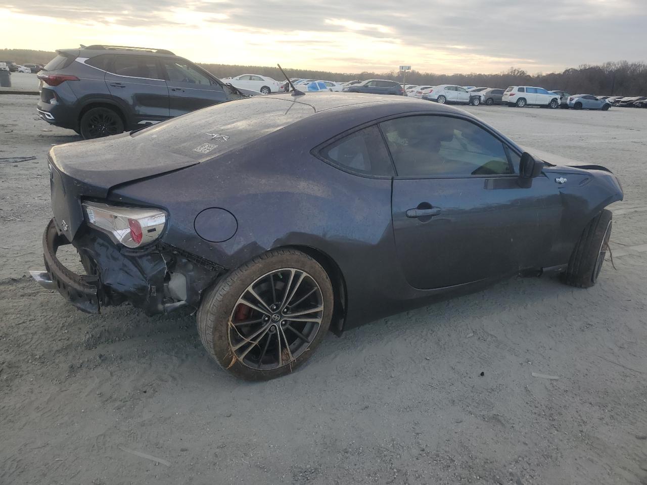 Toyota Scion Image 11