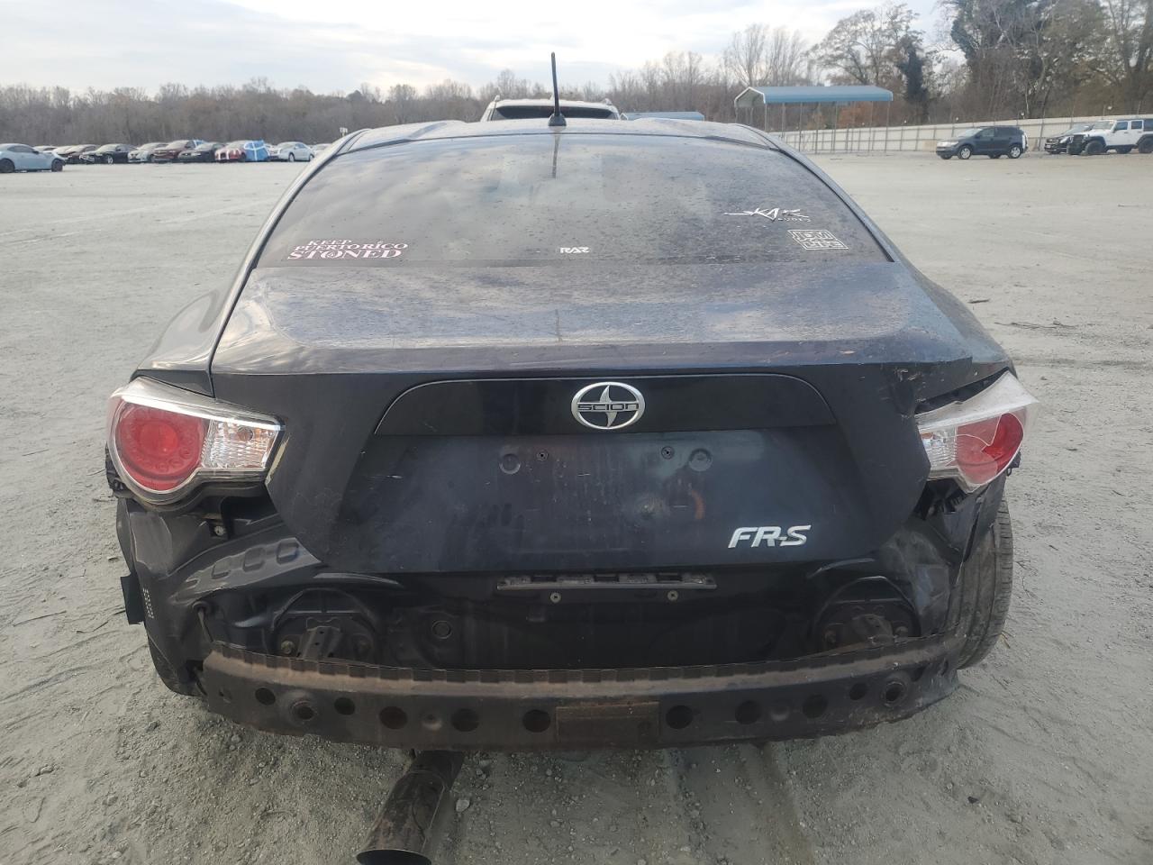 Toyota Scion Image 12