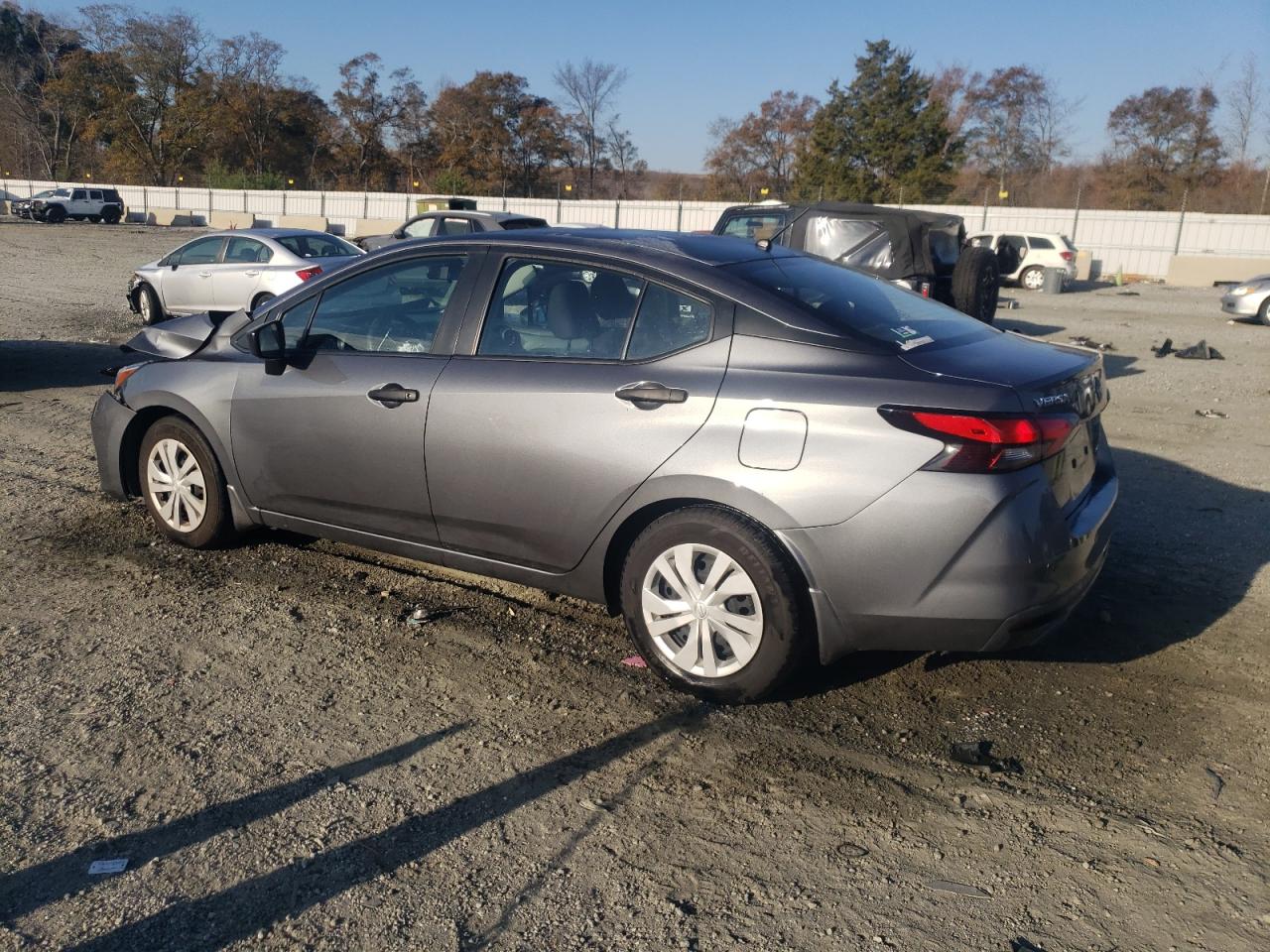 Nissan Versa S Image 11