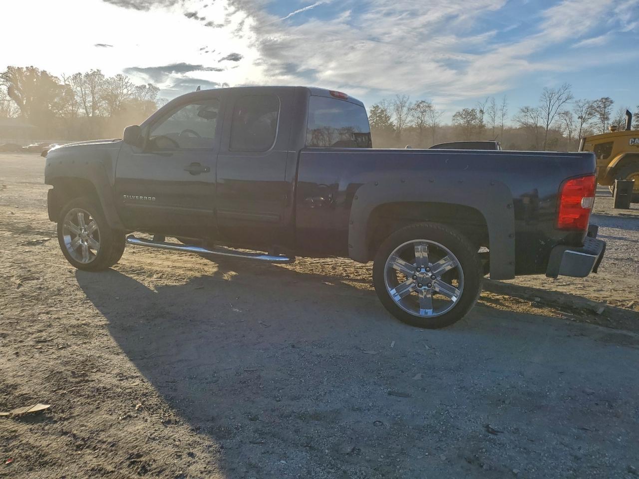 Chevrolet Silverado C1500 Lt Image 6