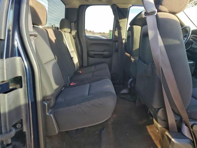 Chevrolet Silverado C1500 Lt Image 3