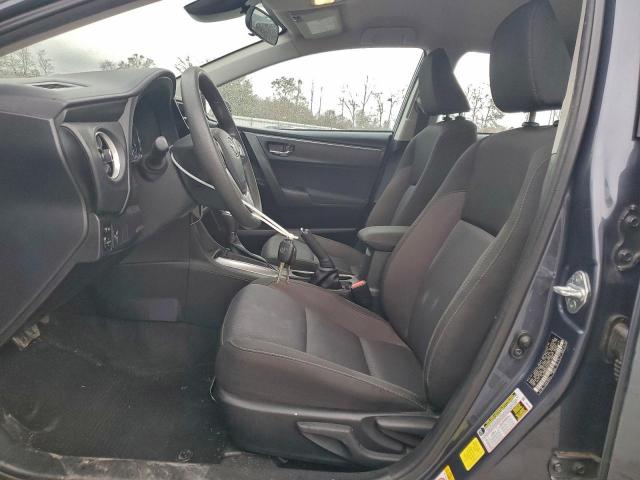 Toyota Corolla L Image 9