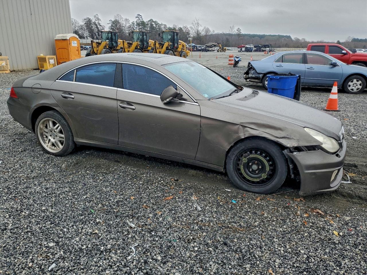 Mercedes-Benz C-Class 500c Image 2