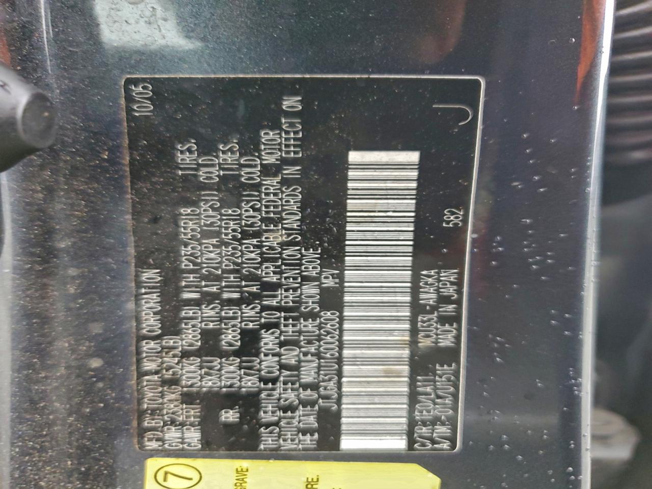 Lexus RX 330 Image 12