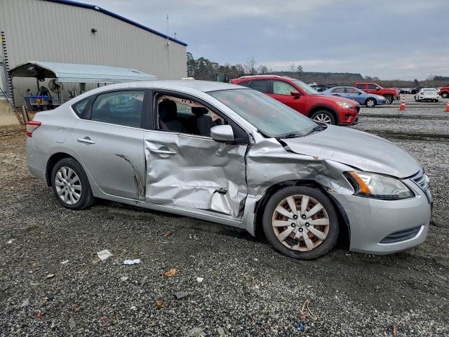 Nissan Sentra S Image 3