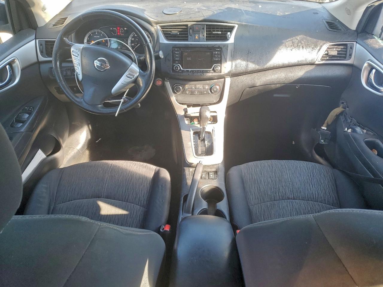 Nissan Sentra S Image 8