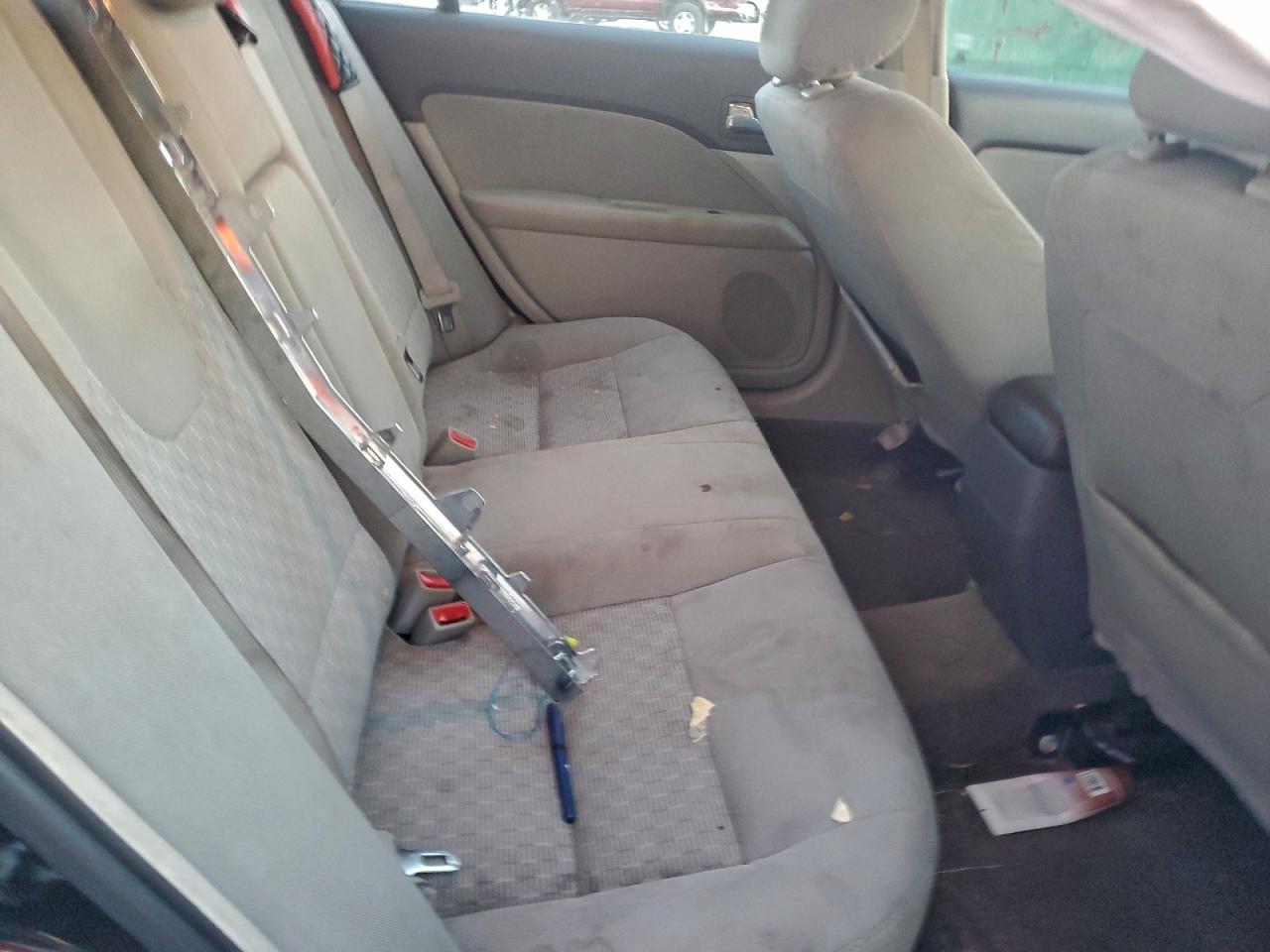 Ford Fusion Se Image 7