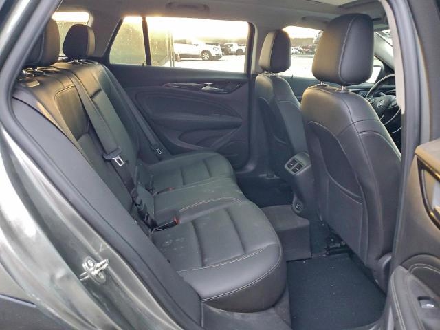 Buick Regal Essence Image 9