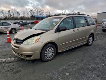  Salvage Toyota Sienna