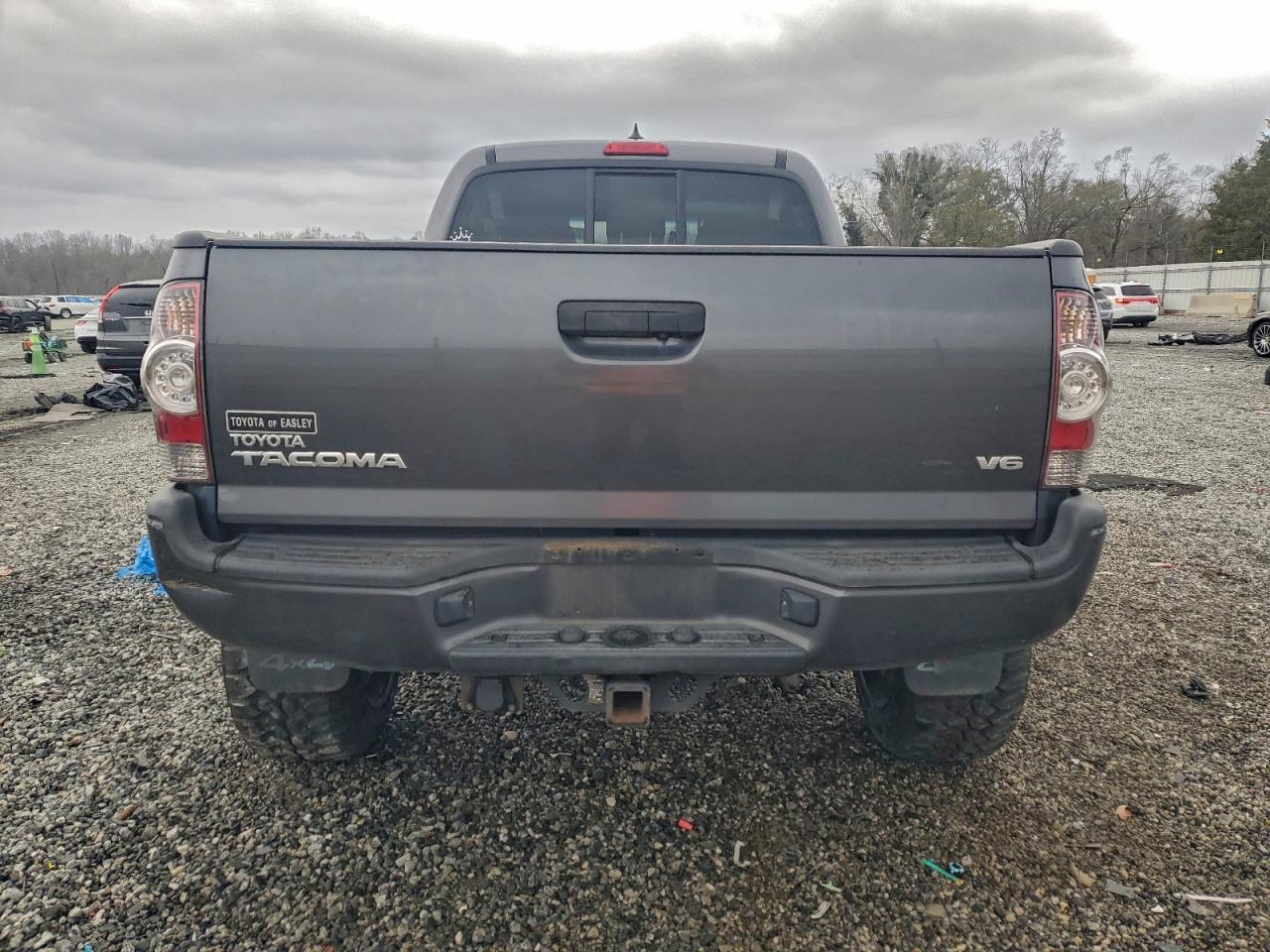 Toyota Tacoma Double Cab Long Bed Image 6