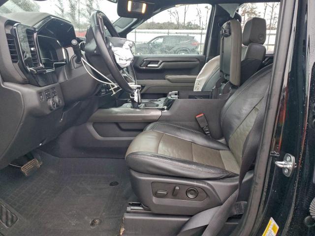 Chevrolet Silverado K1500 Zr2 Image 2