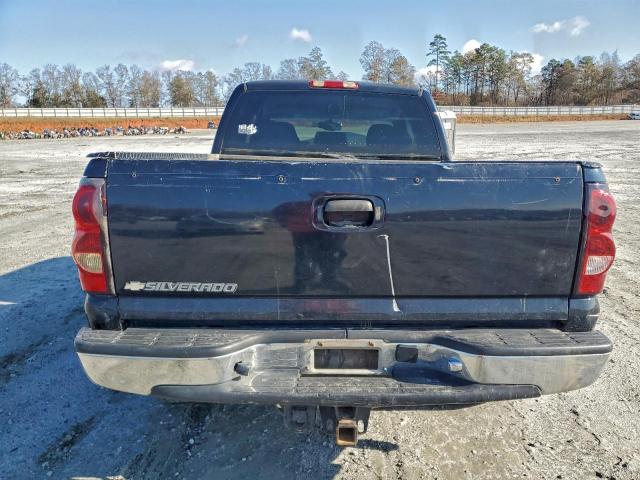 Chevrolet Silverado K1500 Image 5