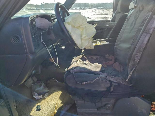 Chevrolet Silverado K1500 Image 4