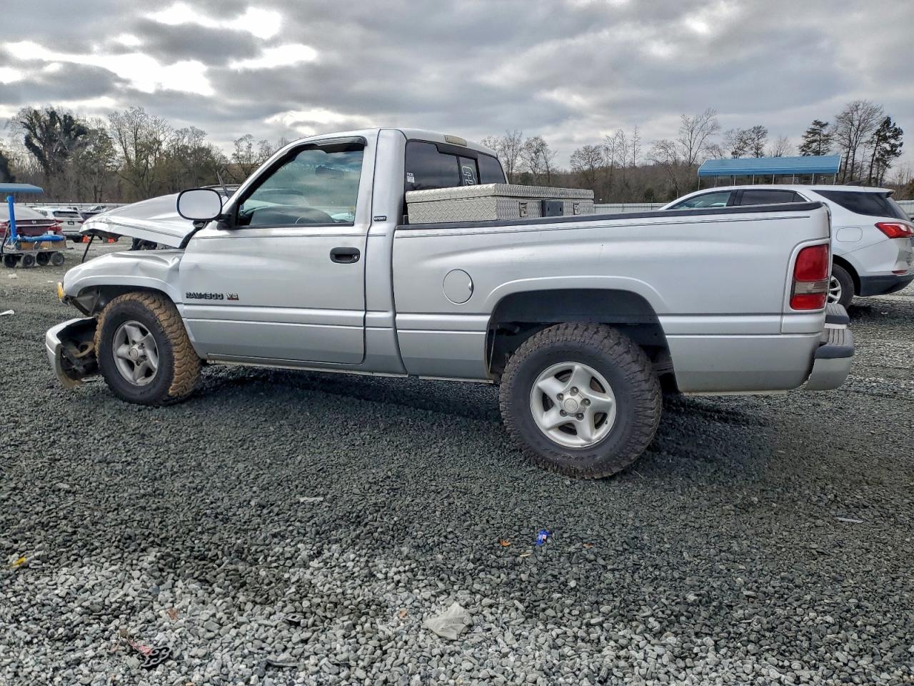 Dodge Ram 1500 Image 9