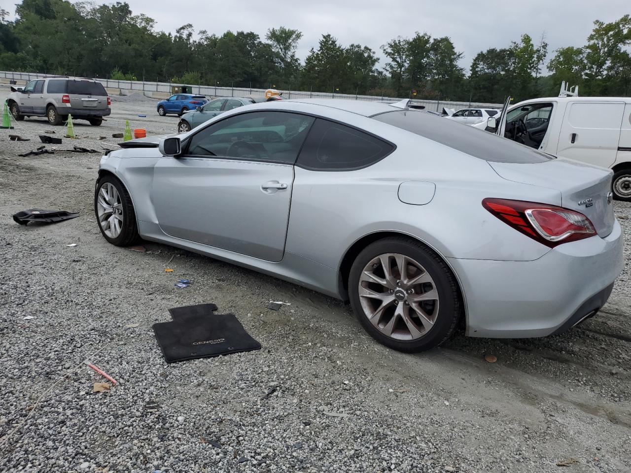 Hyundai Genesis 2.0t Image 4