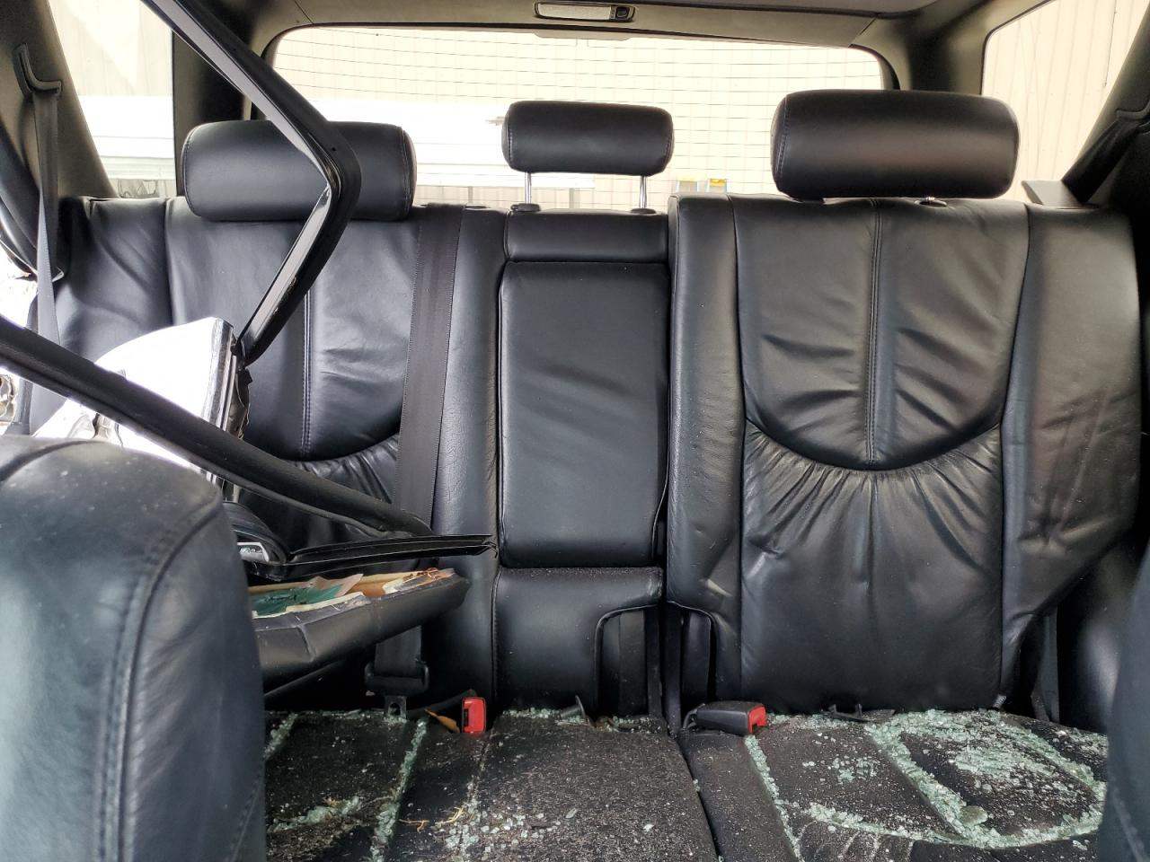 Lexus RX 300 Image 2