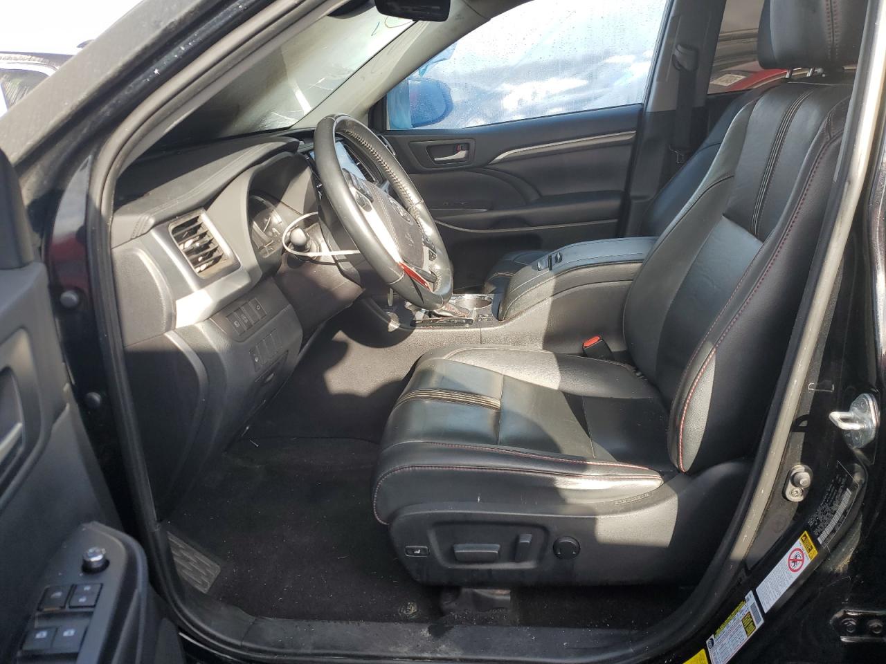 Toyota Highlander Se Image 3