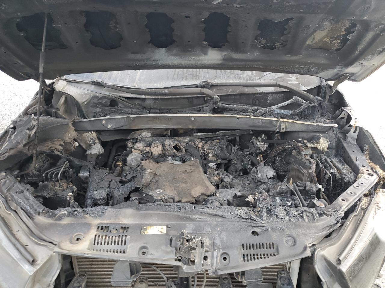 Toyota Highlander Se Image 9