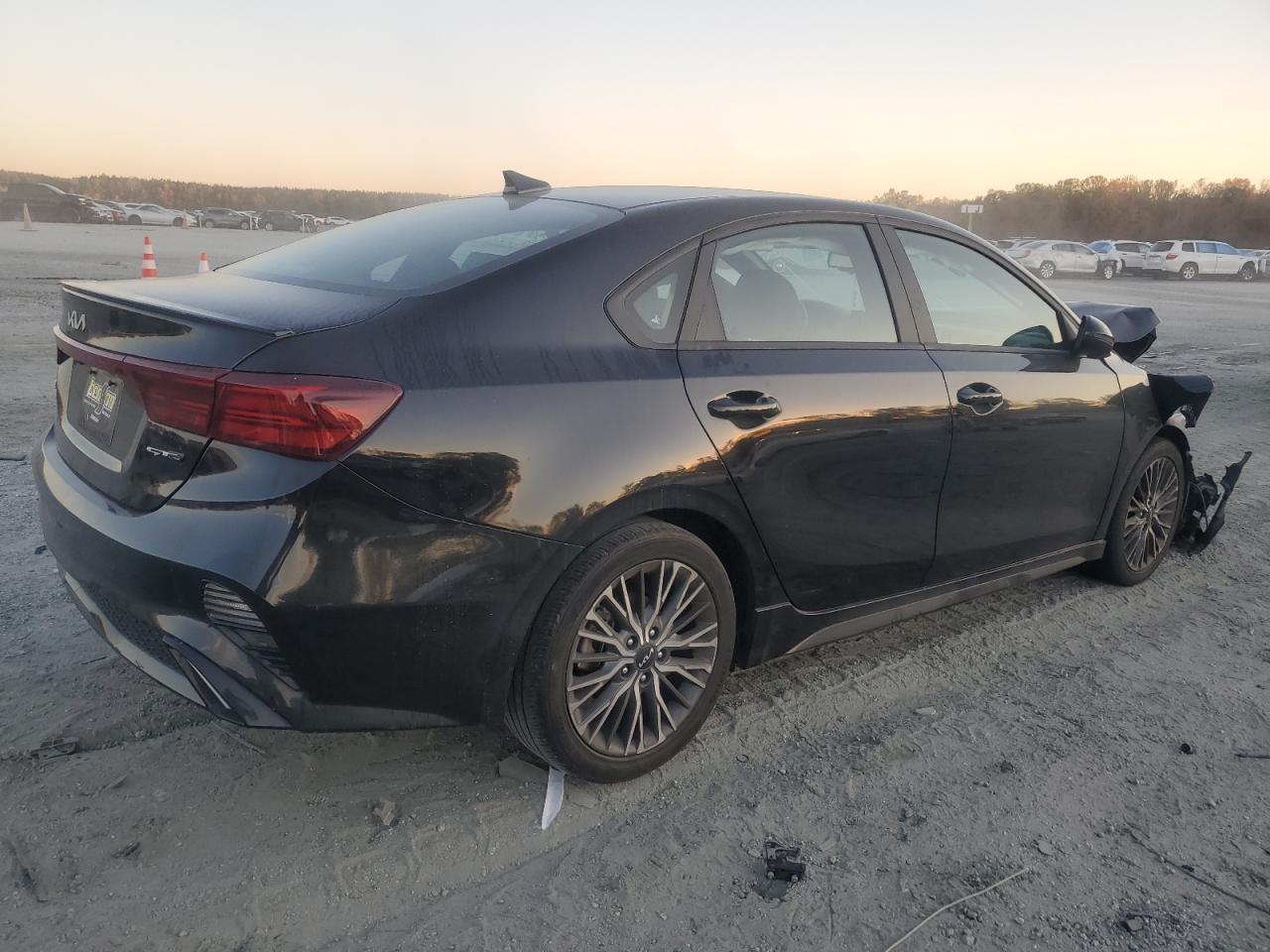 Kia Forte Gt Line Image 9