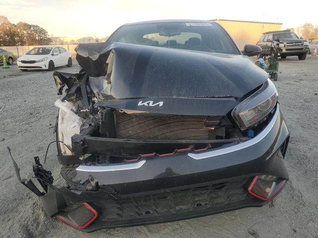 Kia Forte Gt Line Image 8