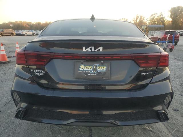 Kia Forte Gt Line Image 3