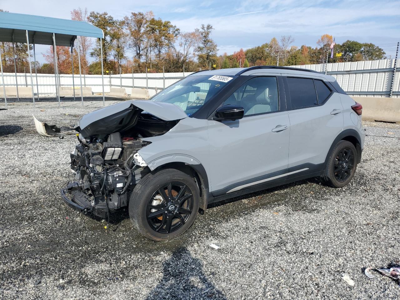 Nissan Kicks Sr Image 1