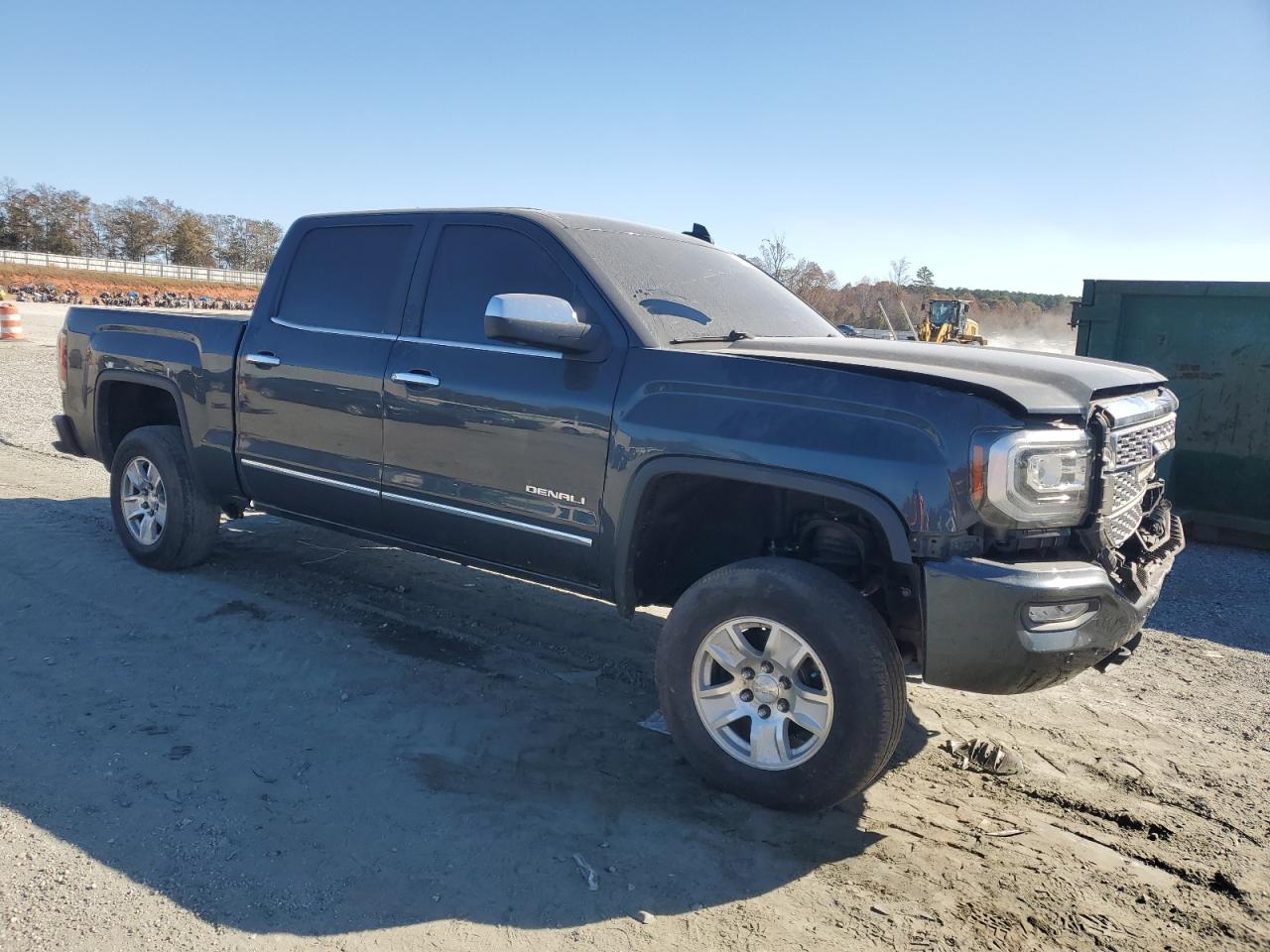 GMC Sierra K1500 Denali Image 2