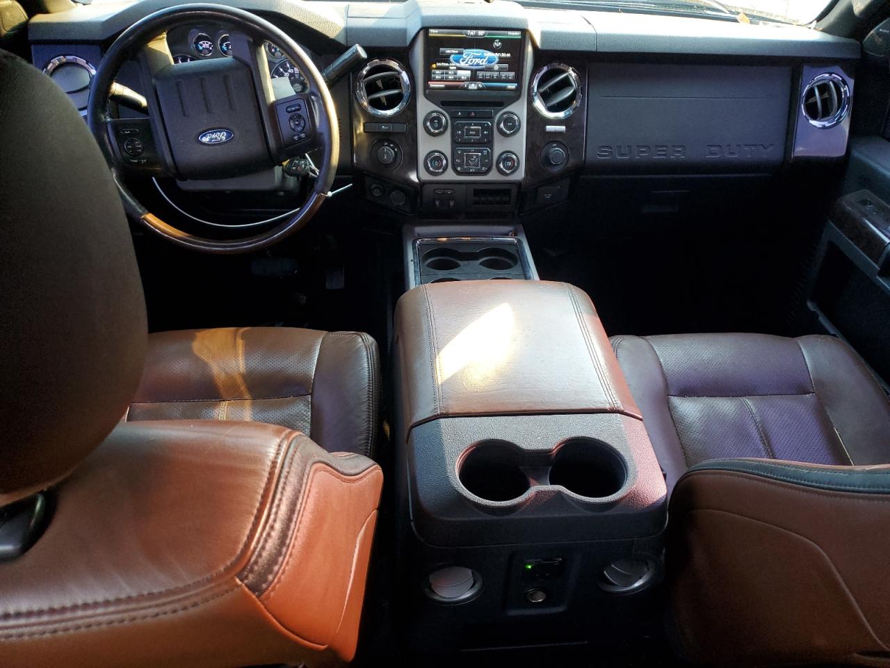 Ford F-250 Super Duty Image 12