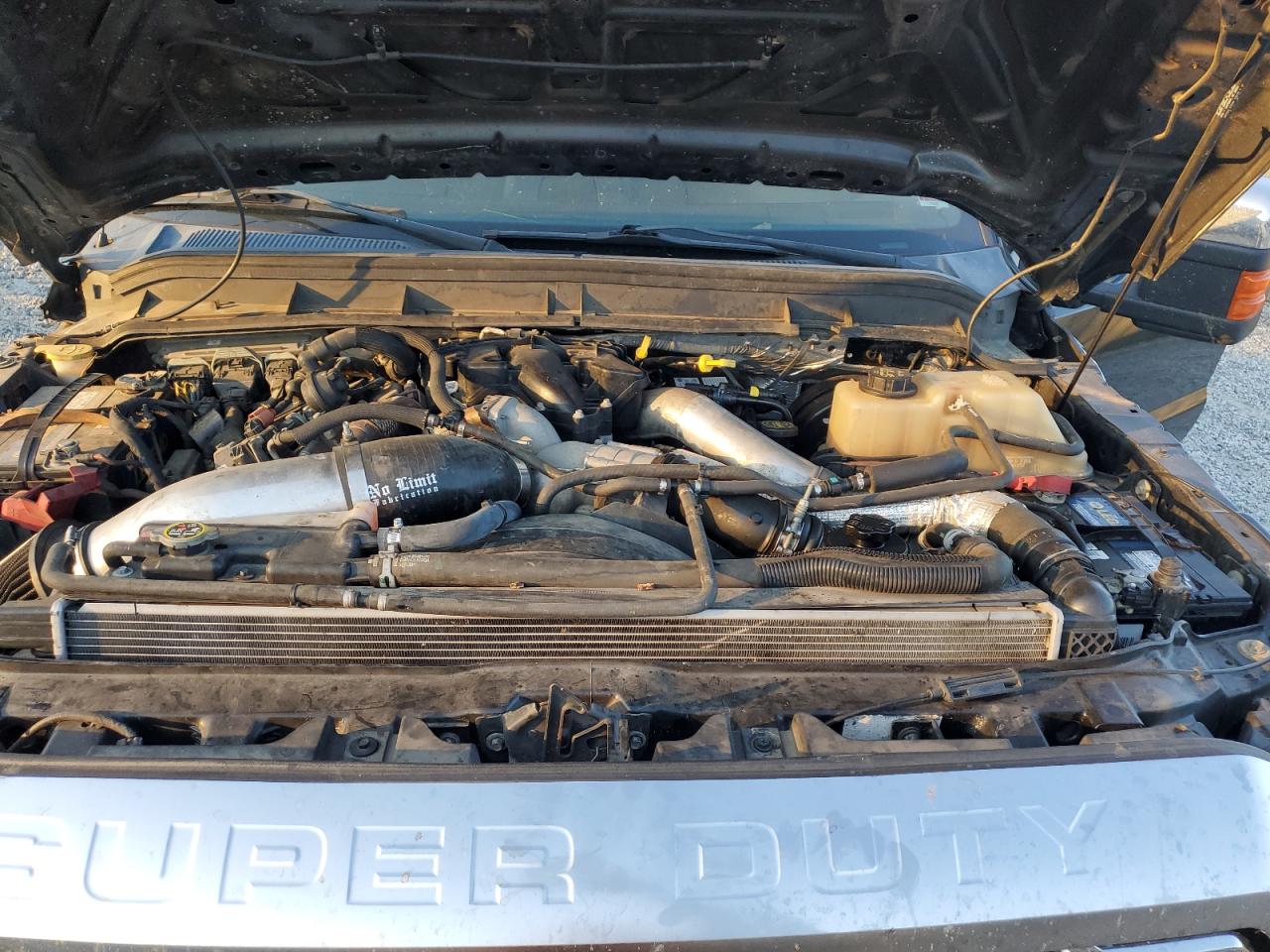 Ford F-250 Super Duty Image 10