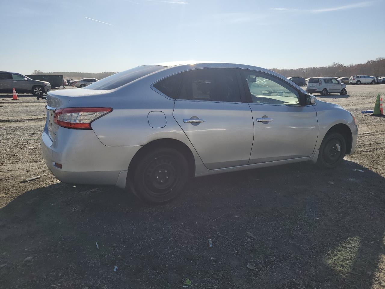 Nissan Sentra S Image 12