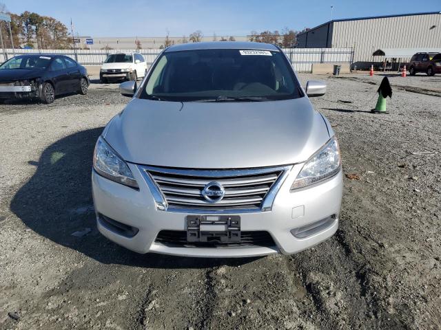 Nissan Sentra S Image 2