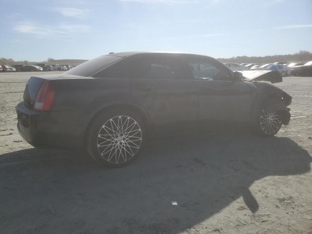 Chrysler 300 Touring Image 3