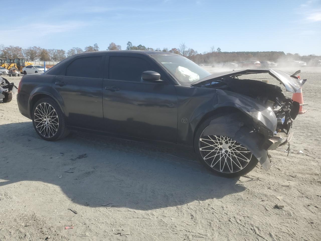 Chrysler 300 Touring Image 4