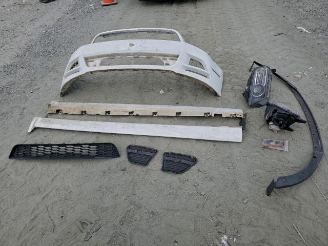 Ford Mustang Image 3