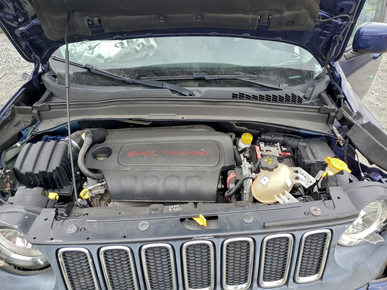 Jeep Renegade Latitude Image 12