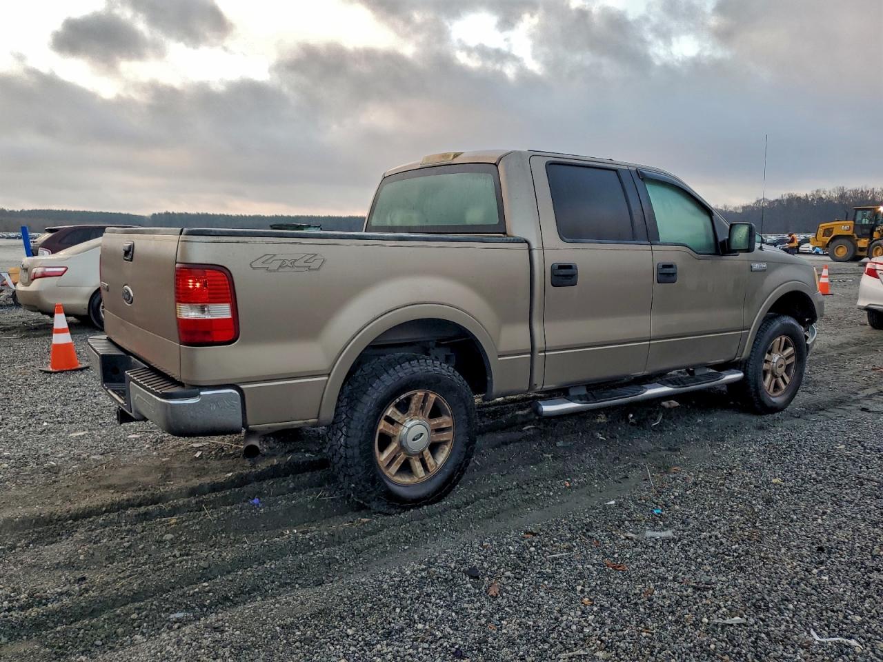 Ford F-150 Supercrew Image 4