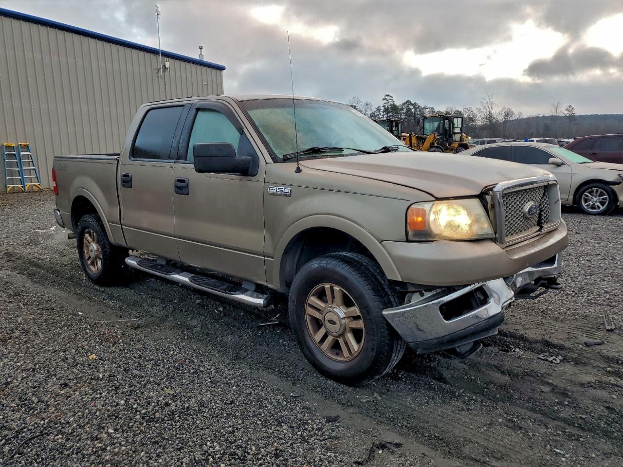 Ford F-150 Supercrew Image 12