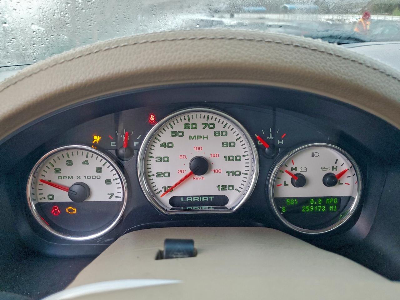 Ford F-150 Supercrew Image 7