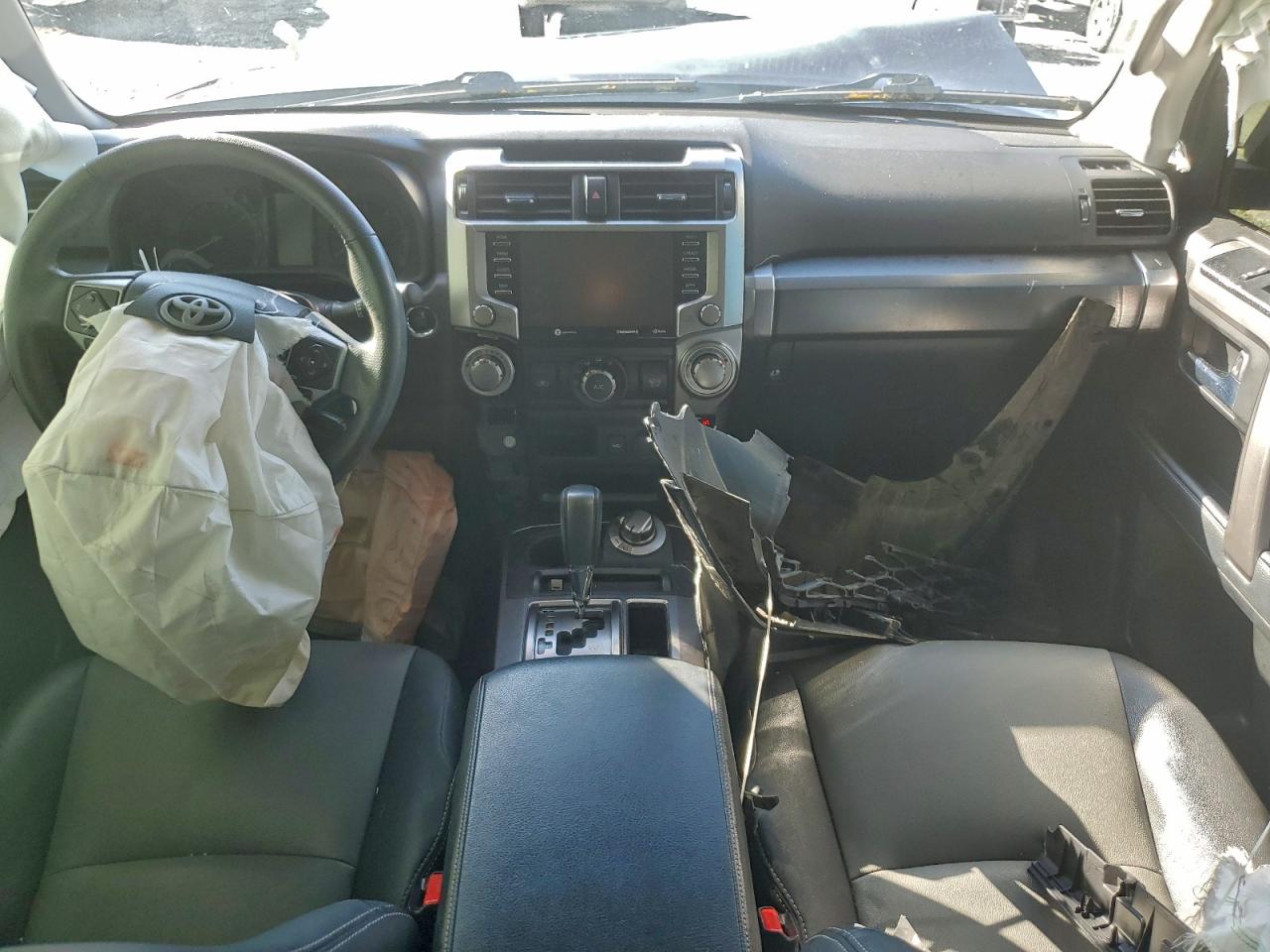 Toyota 4Runner Sr5/sr5 Premium Image 2