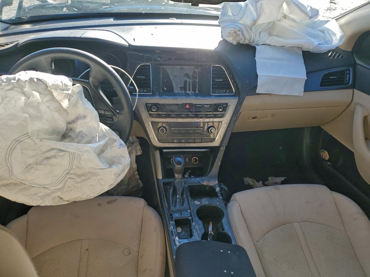 Hyundai SONATA Sport Image 8