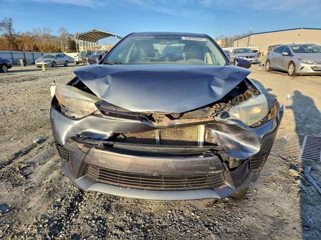 Toyota Corolla L Image 5