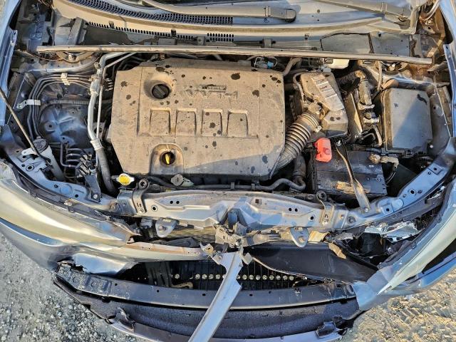 Toyota Corolla L Image 2