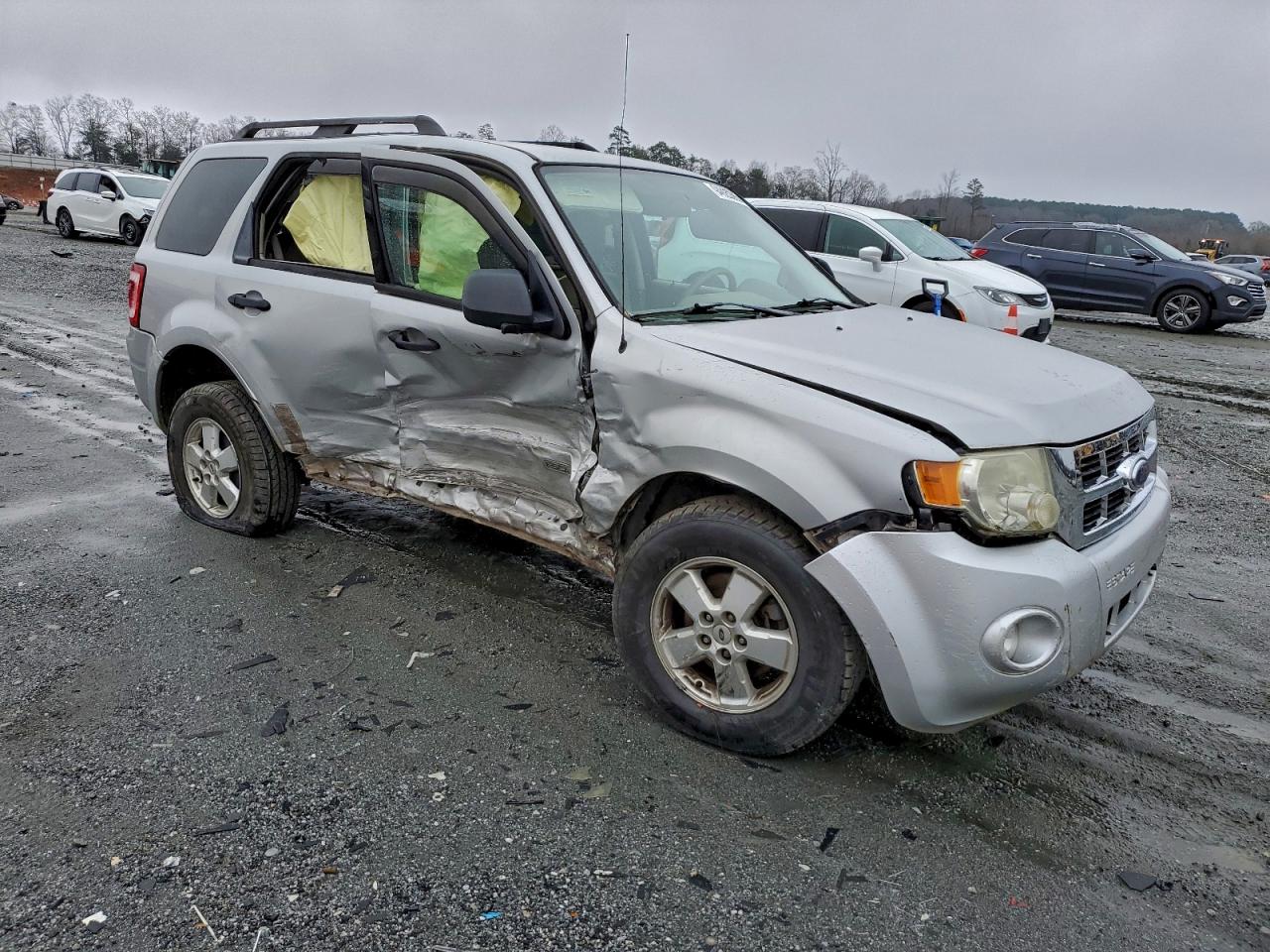 Ford Escape Xlt Image 3