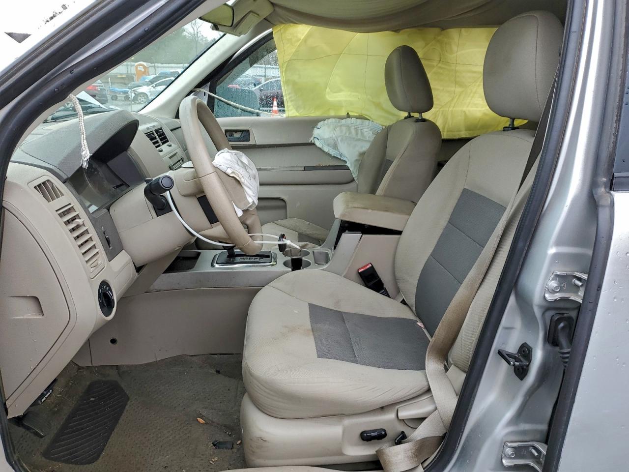 Ford Escape Xlt Image 8