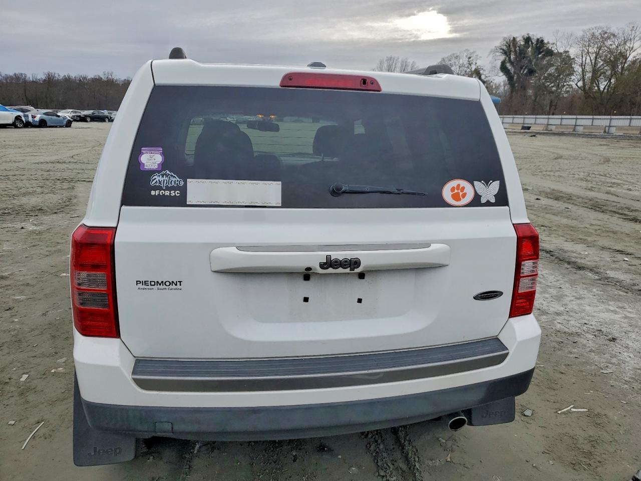 Jeep Patriot Sport Image 6