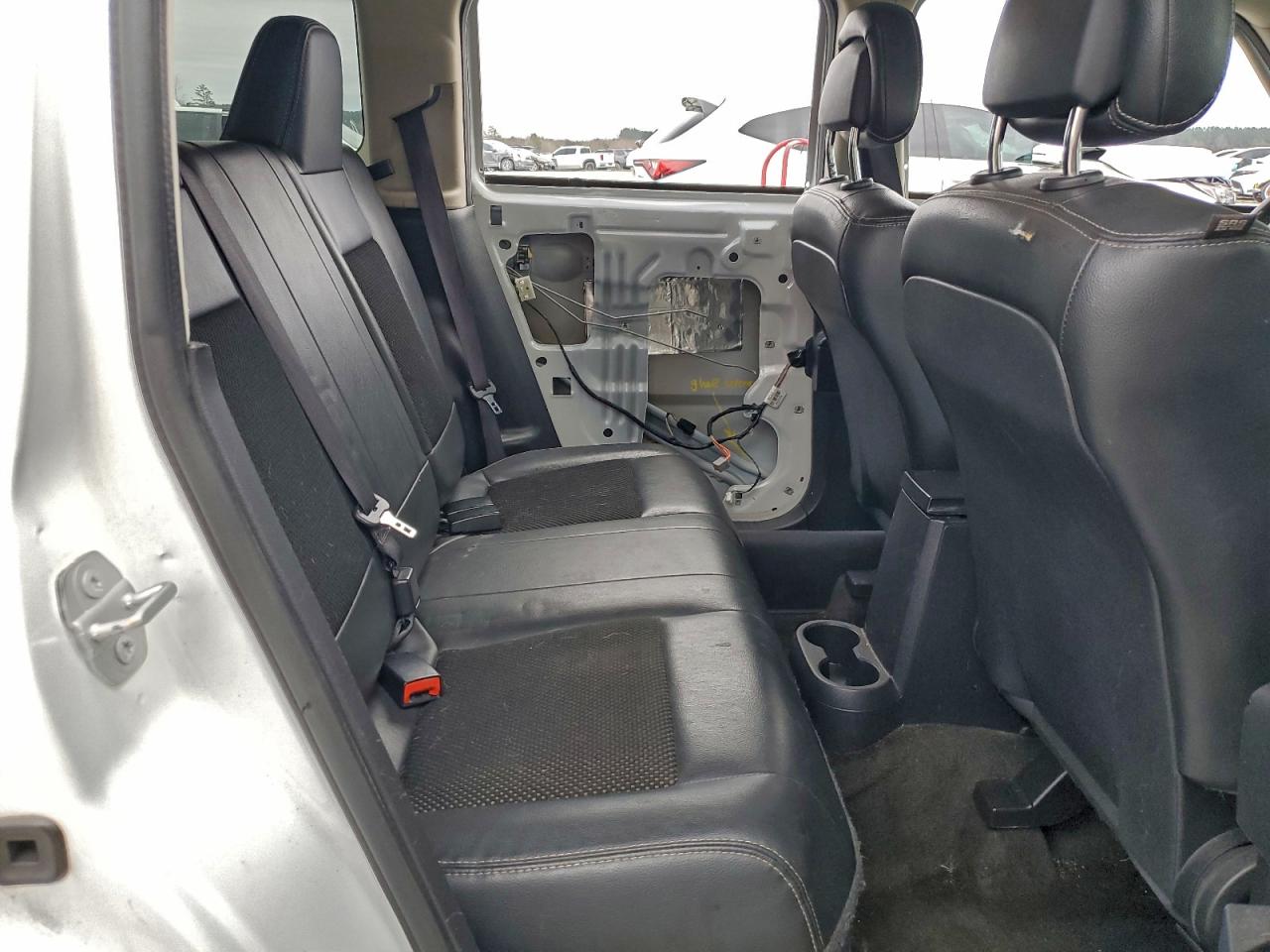 Jeep Patriot Sport Image 12