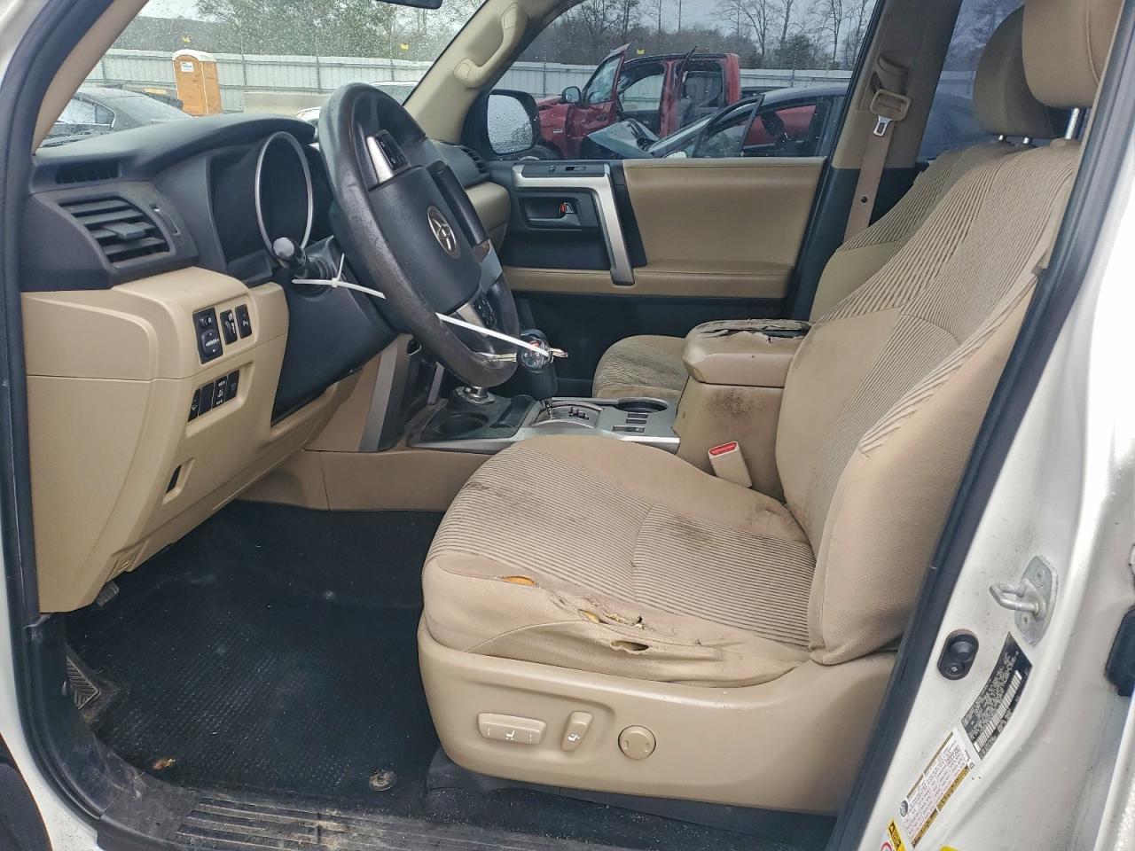 Toyota 4Runner Sr5 Image 10