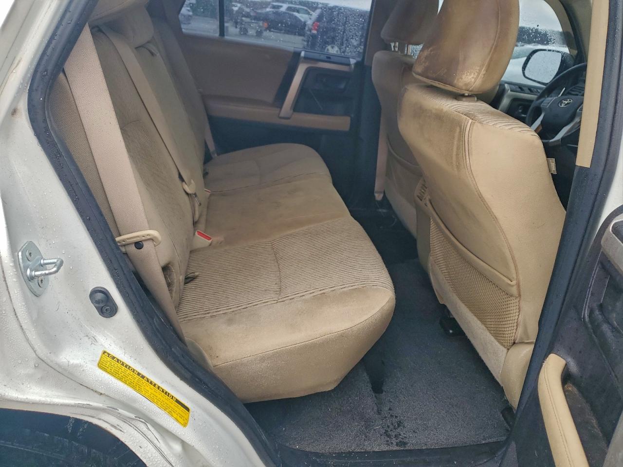 Toyota 4Runner Sr5 Image 4